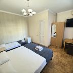 Трехместный (Трехместный Стандартный номер), Гостевой дом Русалина