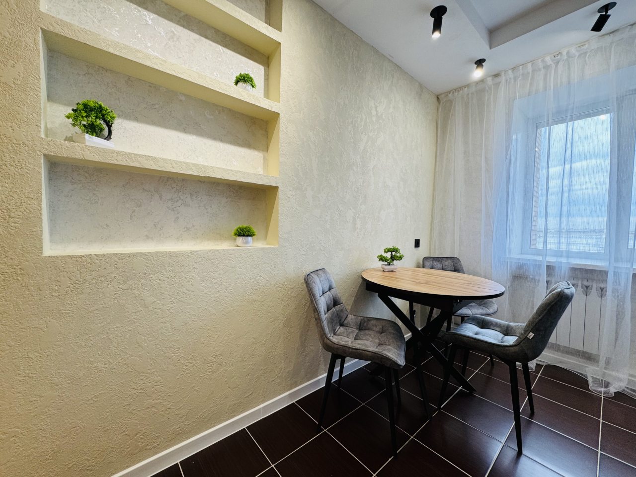 Апартаменты (Ленина 53А), Апартаменты АПАРТ УЮТ на улице Ленина 53А