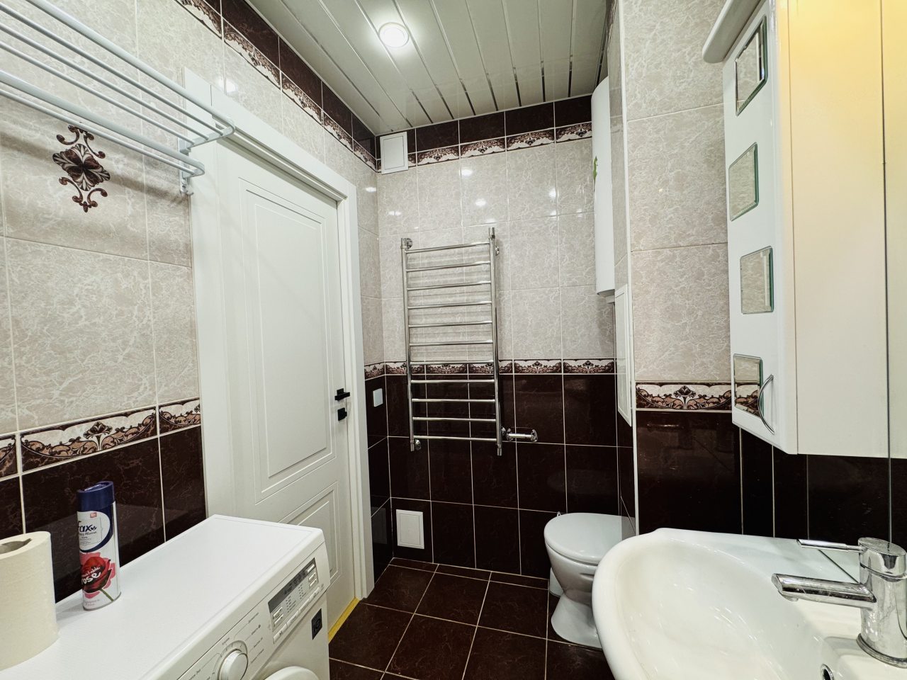 Апартаменты (Ленина 53А), Апартаменты АПАРТ УЮТ на улице Ленина 53А