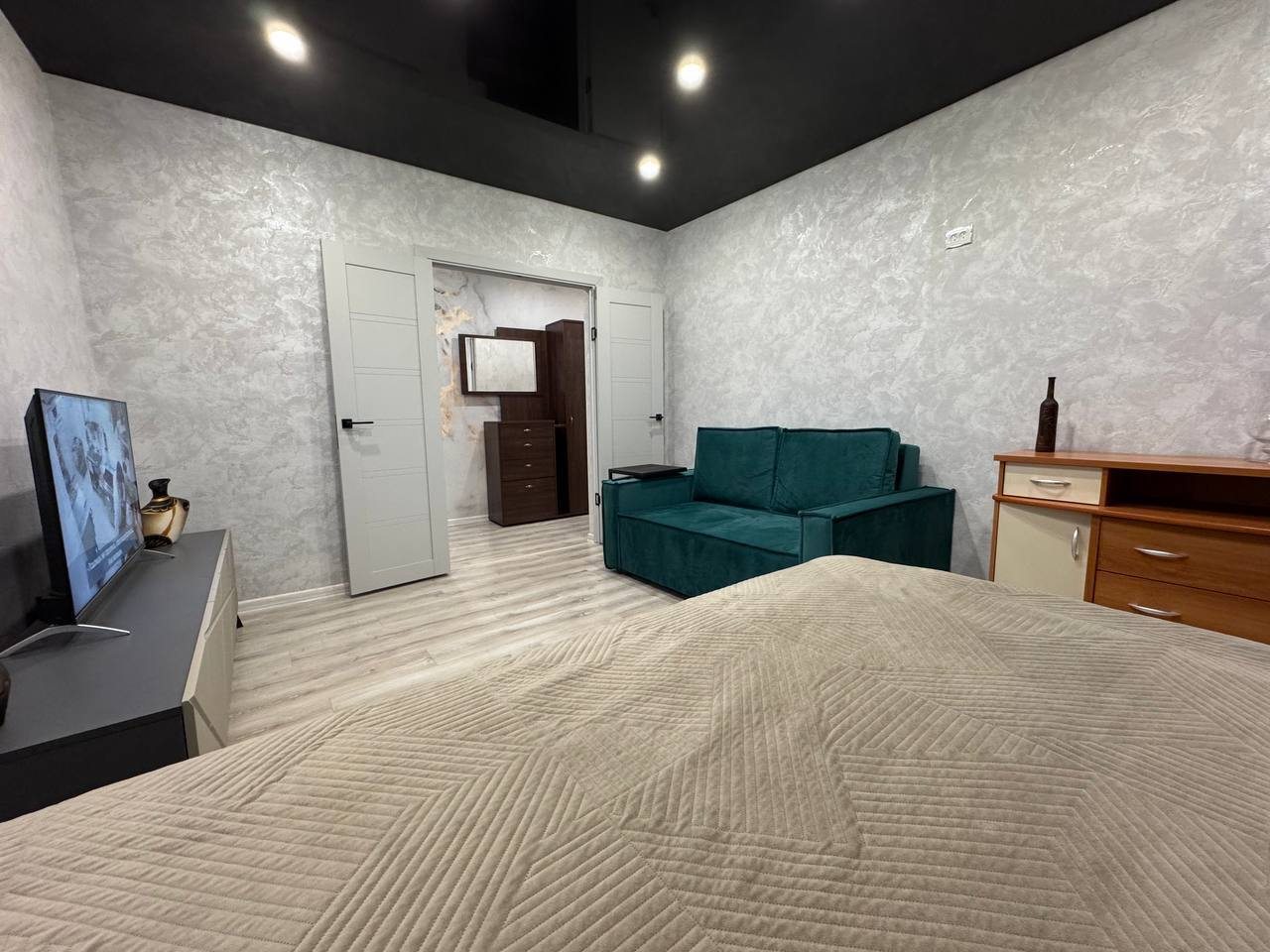 Апартаменты (Ленина 66), Апартаменты АПАРТ УЮТ на улице Ленина 66