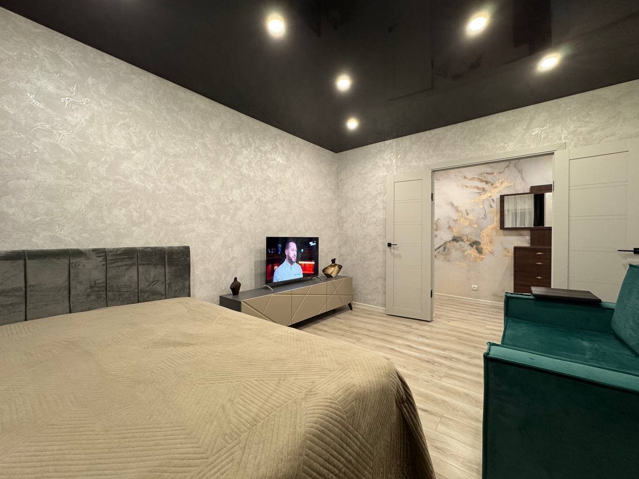 Апартаменты (Ленина 66), Апартаменты АПАРТ УЮТ на улице Ленина 66