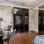 Апартаменты (Две комнаты с эркером), Апартаменты Видовые на канале Грибоедова