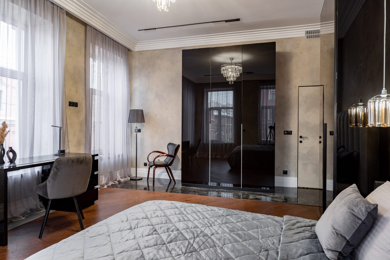 Апартаменты (Три комнаты), Апартаменты Видовые на канале Грибоедова