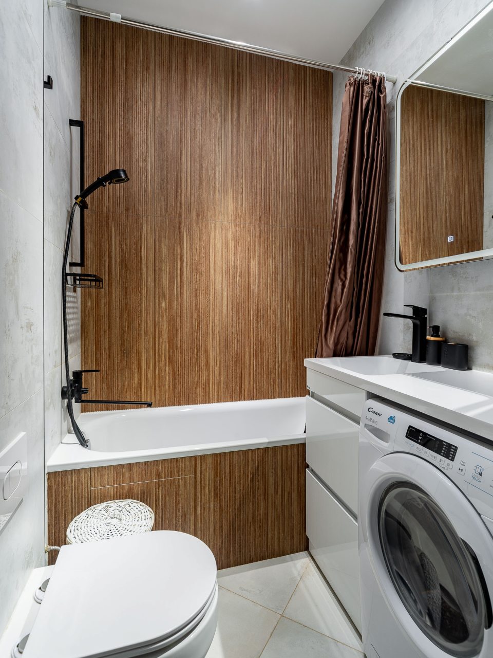 Апартаменты (Три комнаты), Апартаменты Видовые на канале Грибоедова