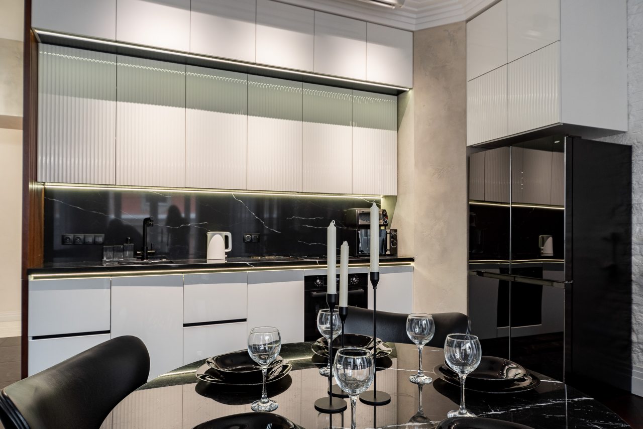 Апартаменты (Четыре комнаты), Апартаменты Видовые на канале Грибоедова