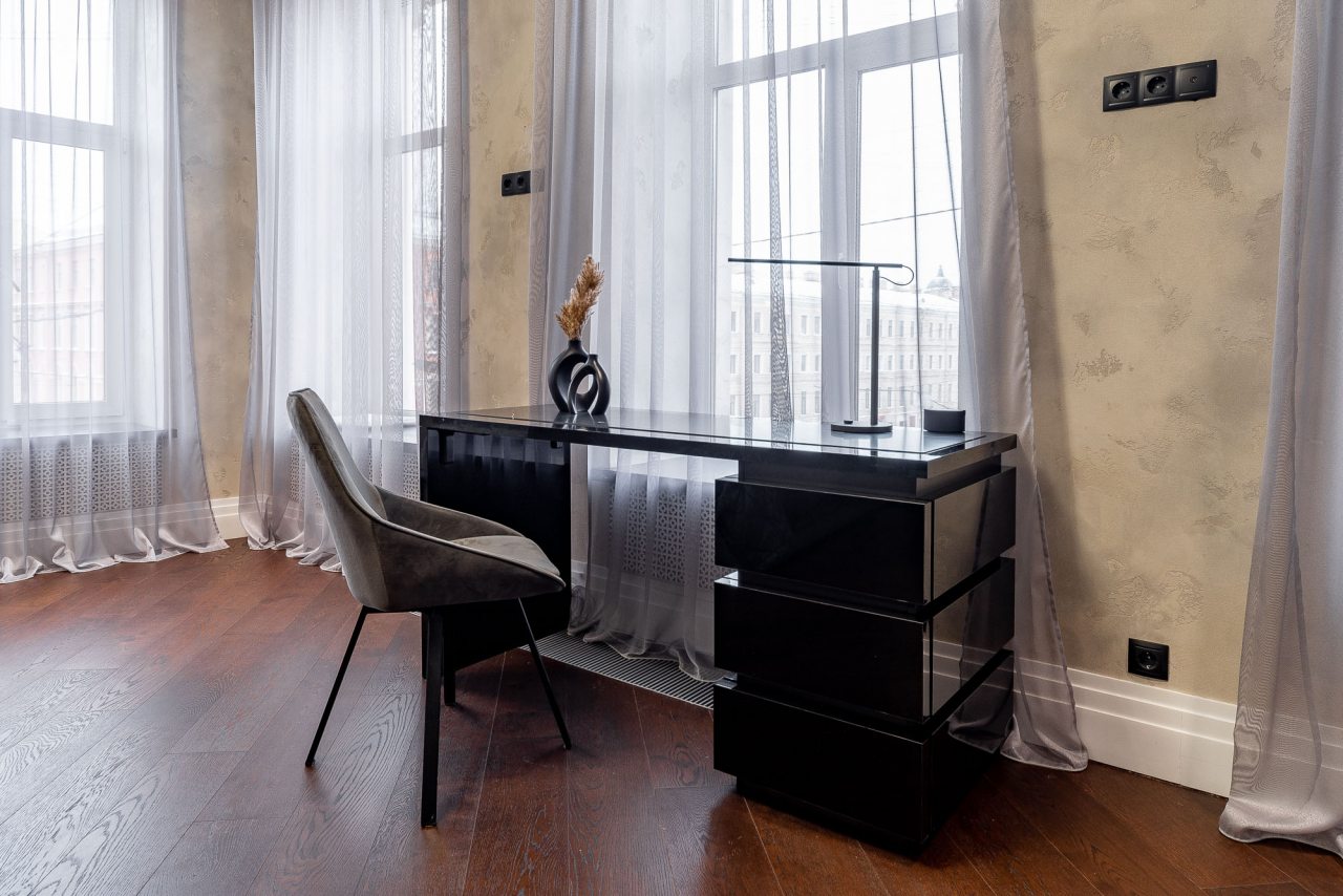 Апартаменты (Четыре комнаты), Апартаменты Видовые на канале Грибоедова