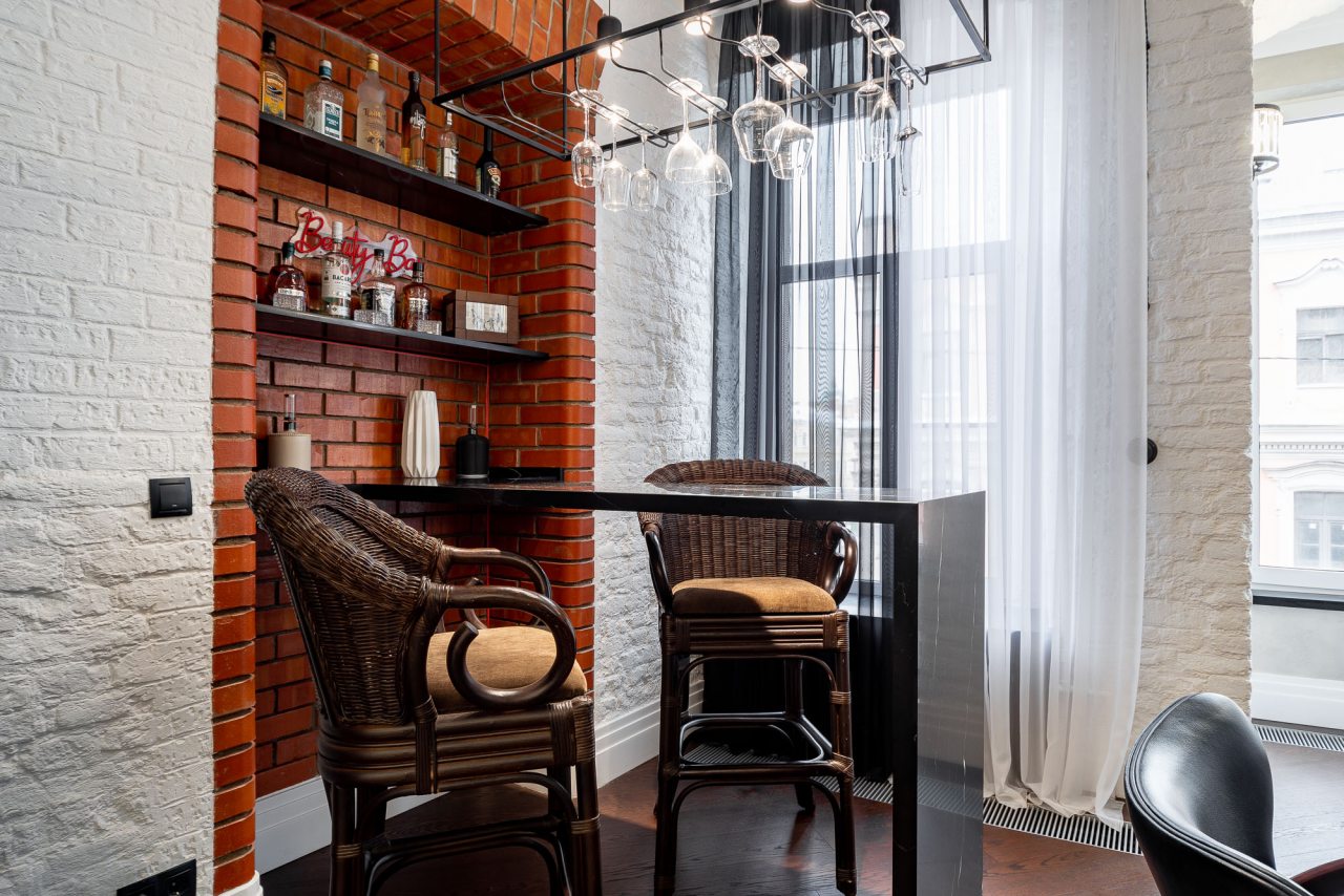 Апартаменты (Четыре комнаты), Апартаменты Видовые на канале Грибоедова