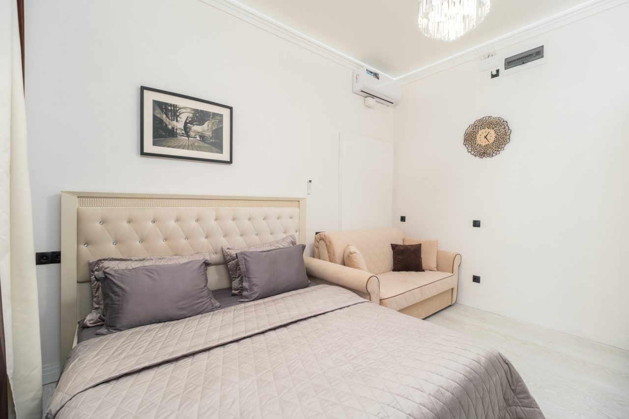 Апартаменты (Четыре комнаты), Апартаменты Видовые на канале Грибоедова