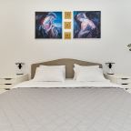 Кровать 2-х спальная в апартаментах 100 м2