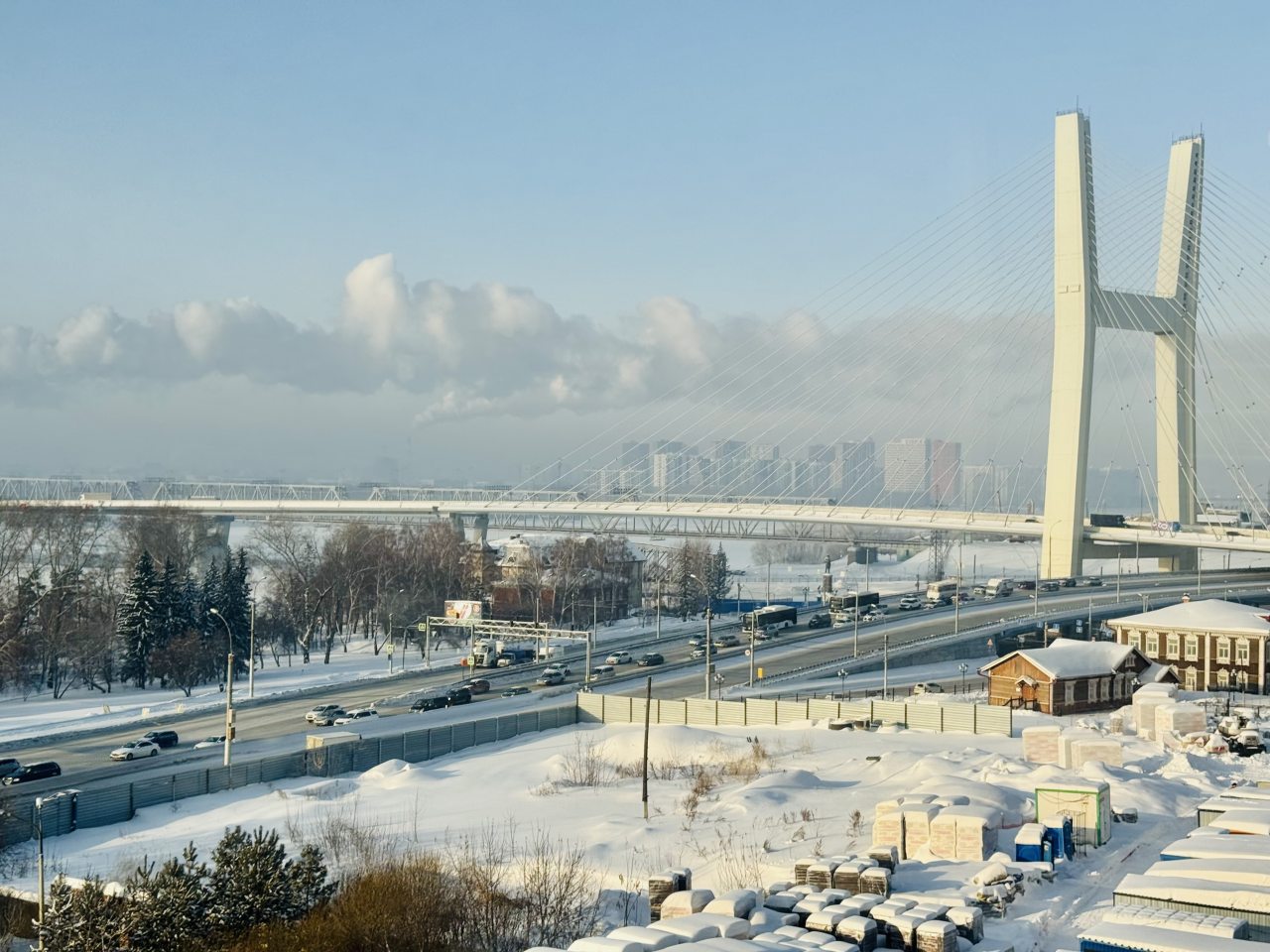 Семейный (Atmosfera Sna. Дизайнерские апарты с амбициями в МАКИ), Апартаменты Atmosfera Sna на Маковского 6