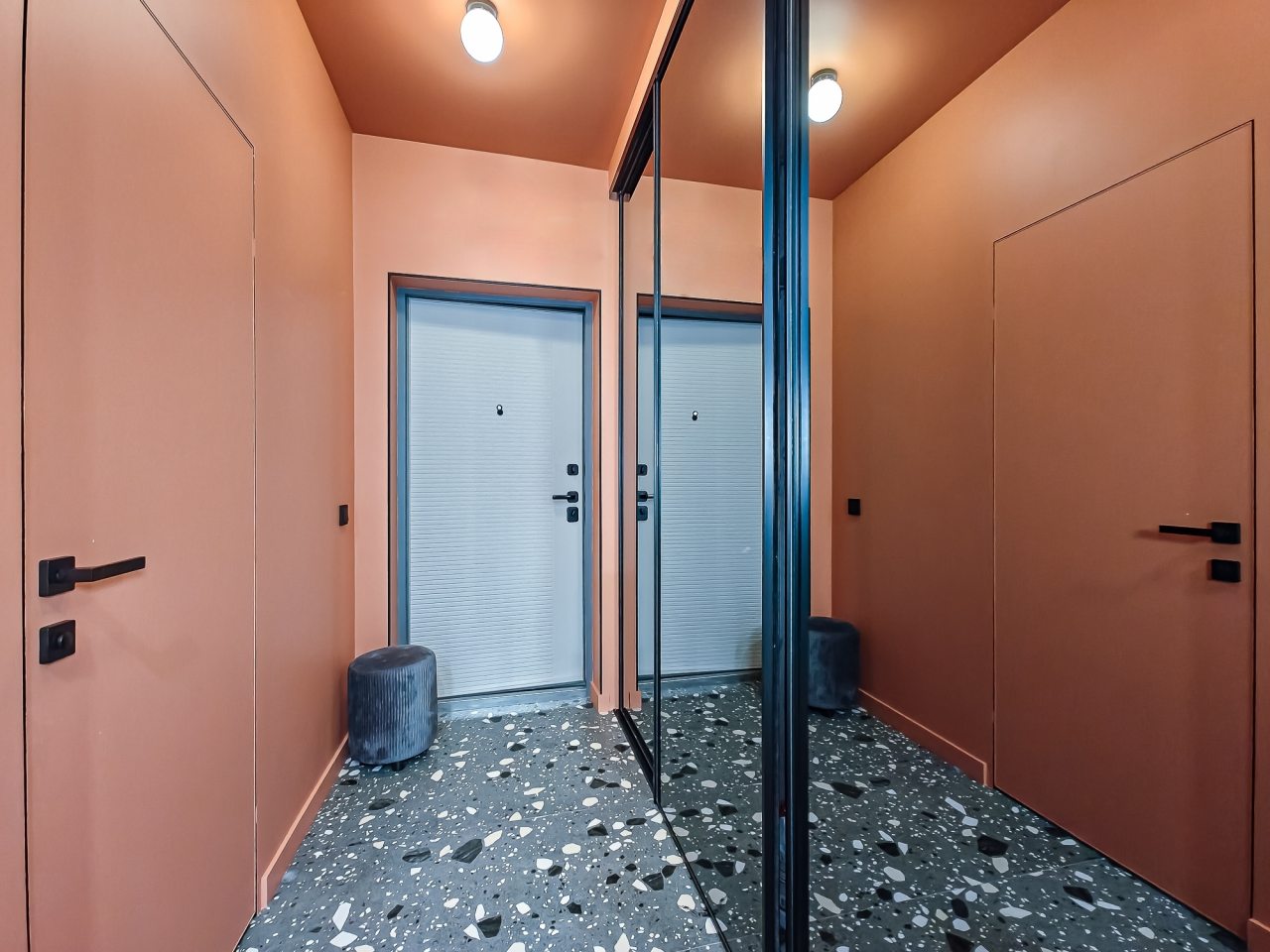Апартаменты (Atmosfera Sna. Акцентная студия у Михайловской набережной в МАКИ), Апартаменты Atmosfera Sna на Маковского 6
