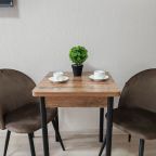 Возможность самостоятельного приготовления пищи, Апартаменты Уютная мини студия около метро