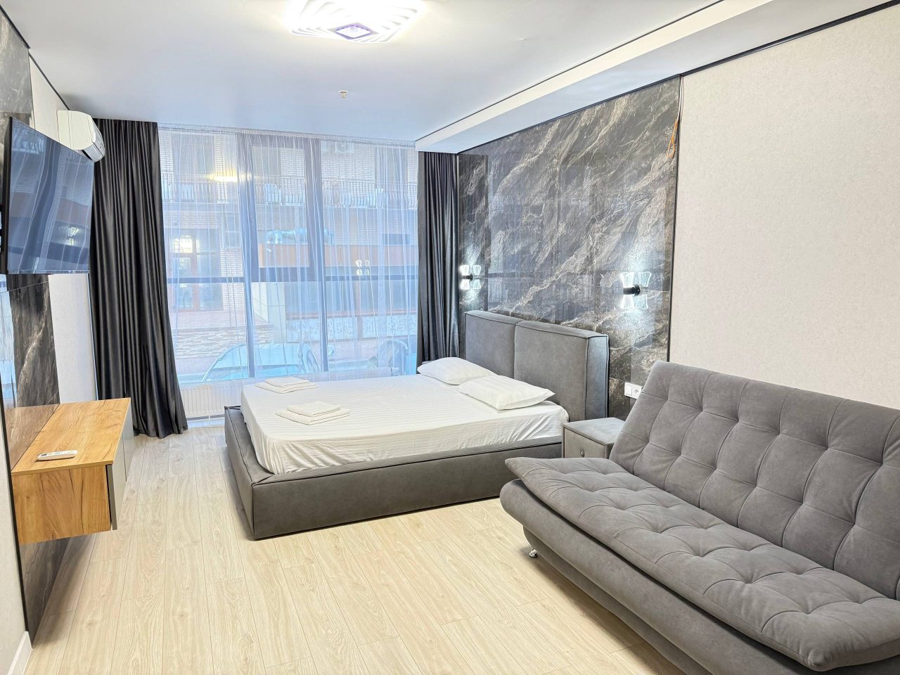 Апартаменты (Трехкомнатный евро), Апартаменты Golden shore