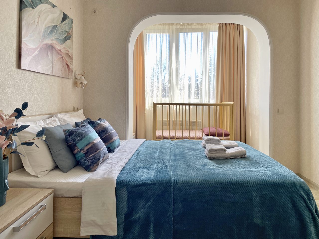 Поздний отъезд, Апартаменты Шикарные в самом центре