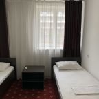 Двухместный (Эконом номер с 2 раздельными кроватями), Гостиница Аэропорт