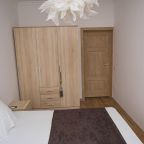 Апартаменты (Апартамент 3), Мини-отель Ажур