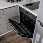 Мини-кухня, Апартаменты Студия с дизайнерским ремонтом вблизи аэропорта