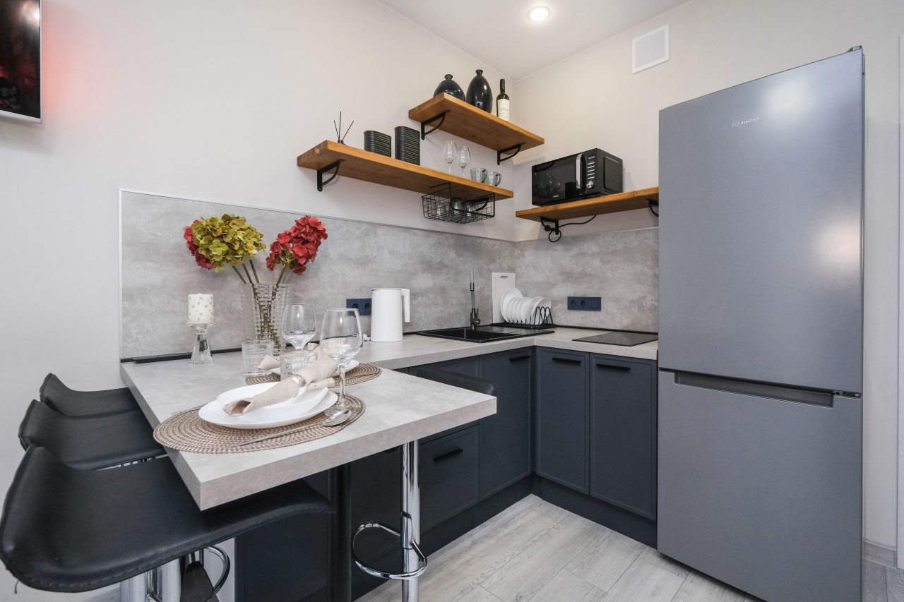 Трёхместный и более (С красивым видом на 11 этаже), Апартаменты Room Hotel на Ипподромская 12