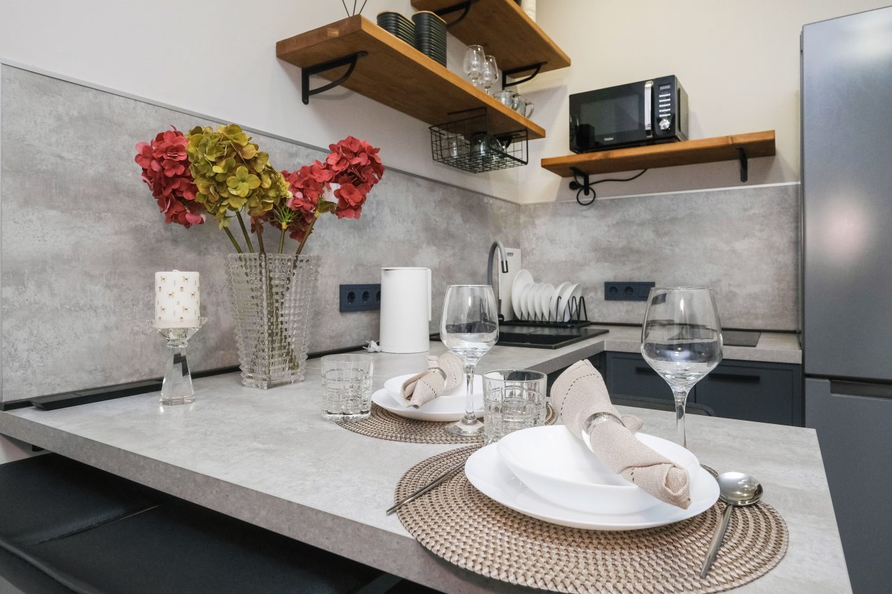 Трёхместный и более (С красивым видом на 11 этаже), Апартаменты Room Hotel на Ипподромская 12