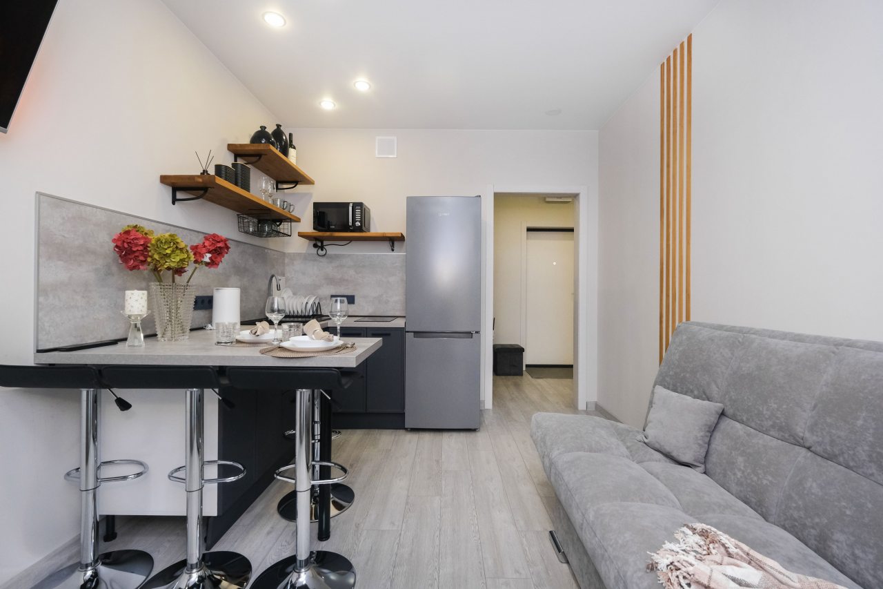 Трёхместный и более (С красивым видом на 11 этаже), Апартаменты Room Hotel на Ипподромская 12