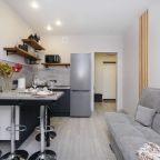 Трёхместный и более (С красивым видом на 11 этаже), Апартаменты Room Hotel на Ипподромская 12