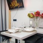 Трёхместный и более (С красивым видом на 11 этаже), Апартаменты Room Hotel на Ипподромская 12