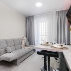 Трёхместный и более (С красивым видом на 11 этаже), Апартаменты Room Hotel на Ипподромская 12