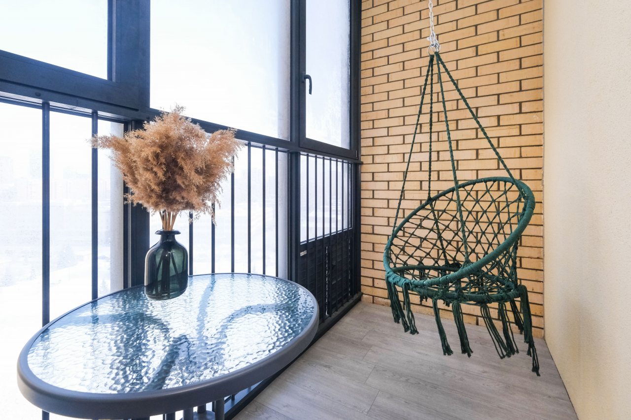 Трёхместный и более (С красивым видом на 11 этаже), Апартаменты Room Hotel на Ипподромская 12