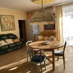 Апартаменты (Арт-квартира, рядом с парком Сокольники), Апартаменты Арт-квартира рядом с парком Сокольники