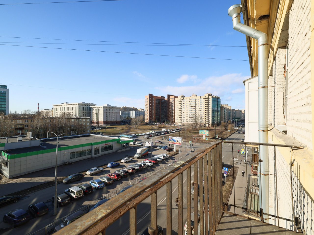Апартаменты (Роман с Петербургом), Апартаменты Роман с Петербургом