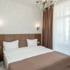 Люкс (Kюкс 2-х комнатный с видом на море), Гостиница Кристалл