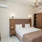 Люкс (Kюкс 2-х комнатный с видом на море), Гостиница Кристалл