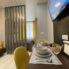 Квартира (Четырехместная с дизайнерским ремонтом), Апартаменты TinaRental