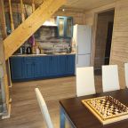 Семиместный (Деревянный коттедж (половина 1Л) 2 этажа), Гостевой дом Лукино-Парк