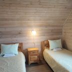 Шестиместный (Деревянный коттедж (половина 1П) 2 этажа), Гостевой дом Лукино-Парк