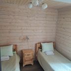 Семиместный (Деревянный коттедж (половина 2Л) 2 этажа), Гостевой дом Лукино-Парк