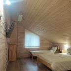 Трехместный (Деревянный коттедж (половина 3Л) 2 этажа), Гостевой дом Лукино-Парк