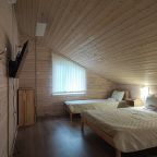 Трехместный (Деревянный коттедж (половина 4Л) 2 этажа), Гостевой дом Лукино-Парк