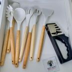 Апартаменты (Студия ЯК - 254 зеленая  3м), Апартаменты Happy People на Октябрьском бульваре