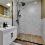 Апартаменты (Студия ЯК - 254 зеленая  3м), Апартаменты Happy People на Октябрьском бульваре