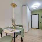 Апартаменты (Студия ЯК - 254 зеленая  3м), Апартаменты Happy People на Октябрьском бульваре
