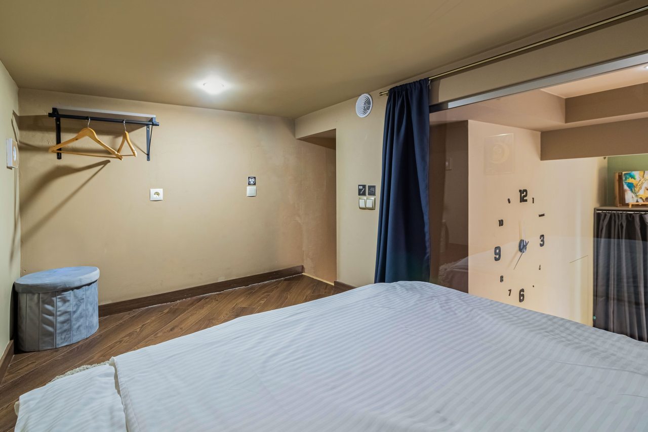 Квартира (Двухуровневая с кондиционером у Дворцовой площади), Апартаменты Двухуровневые у Дворцовой площади