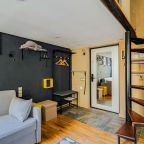 Квартира (Двухуровневая с кондиционером у Дворцовой площади), Апартаменты Двухуровневые у Дворцовой площади