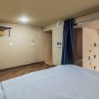 Квартира (Двухуровневая с кондиционером у Дворцовой площади), Апартаменты Двухуровневые у Дворцовой площади