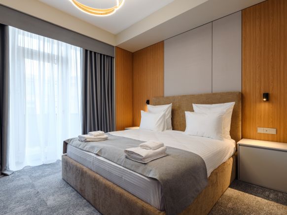 Отель Континент, Махачкала