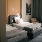 Двухместный, Отель Континент