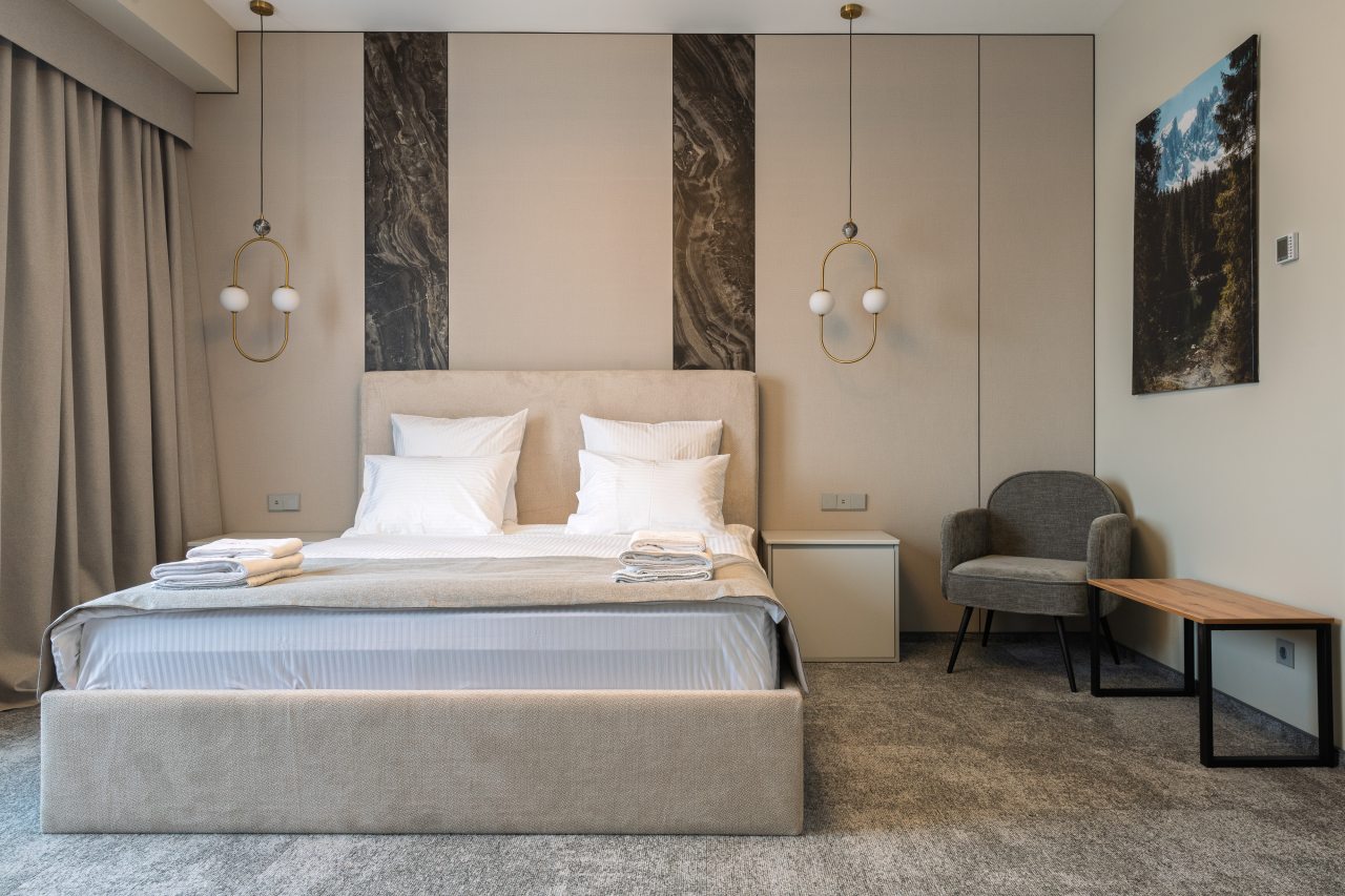 Апартаменты, Отель Континент