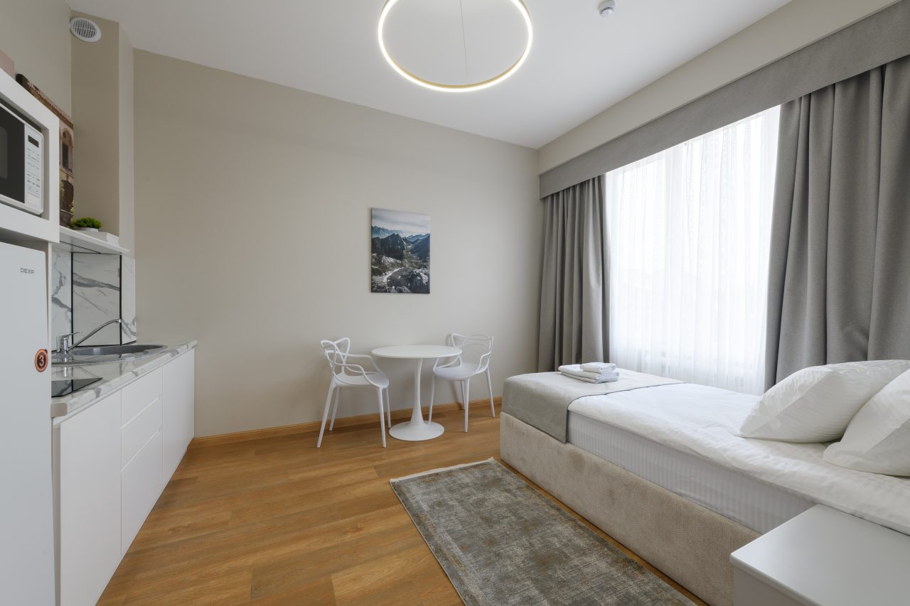 Апартаменты, Отель Континент