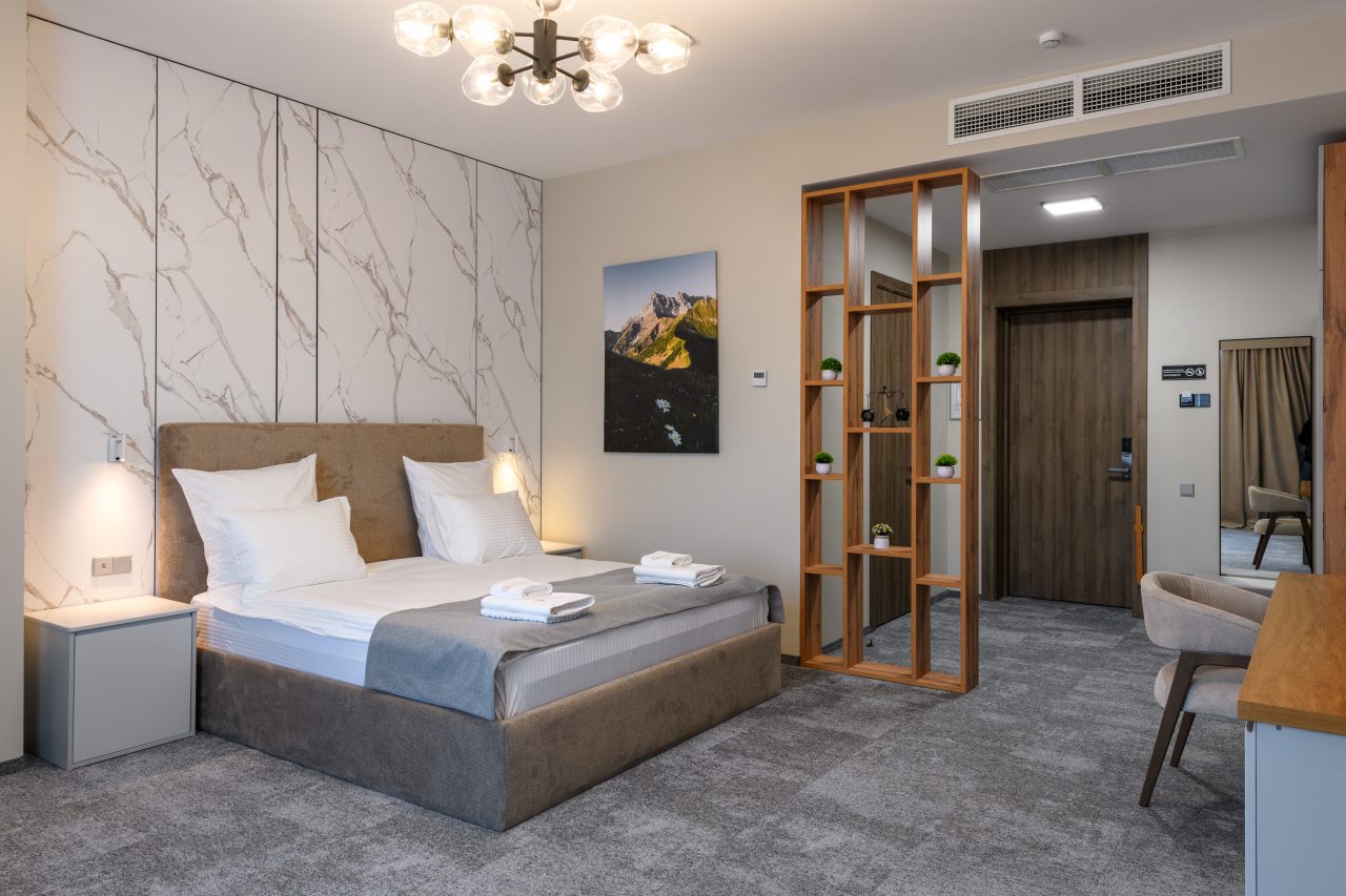 Апартаменты, Отель Континент