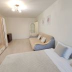 Апартаменты (Квартира на Невской 5), Апартаменты Уютные на Невской 5